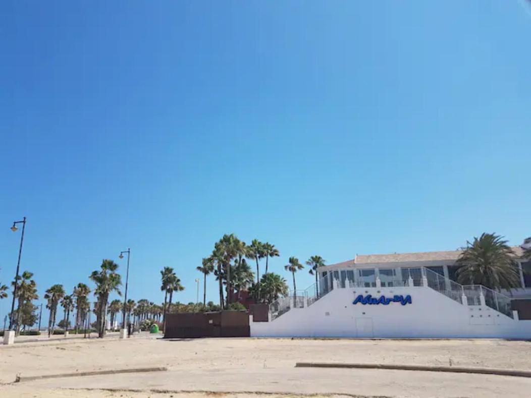Reina Playa Apartamento Valência Exterior foto